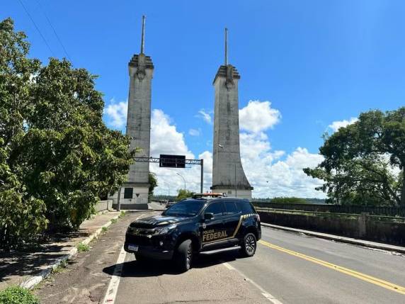 Homem foi preso em 2017 transportando 361 kg de maconha no Brasil, mas fugiu da cadeia durante uma saída temporária. Acusado foi localizado na Argentina após ter o nome incluído na lista de procurados da Interpol.