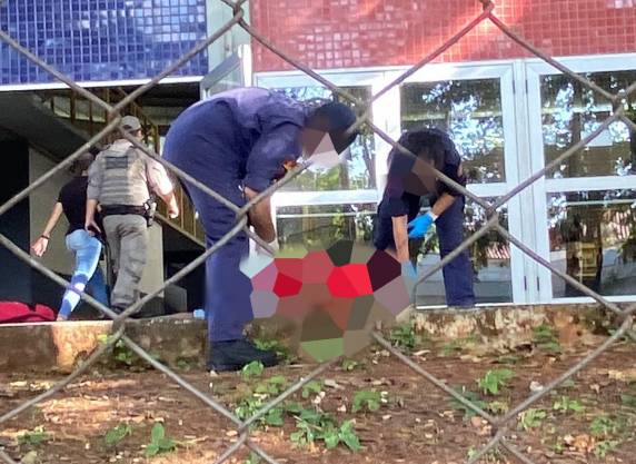 A vítima tinha 37 anos de idade, e estava trabalhando no local