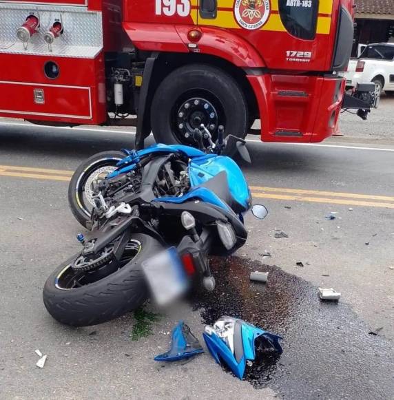 Motociclista sai para ir ao mercado e sofre grave acidente em Garuva - foto 2