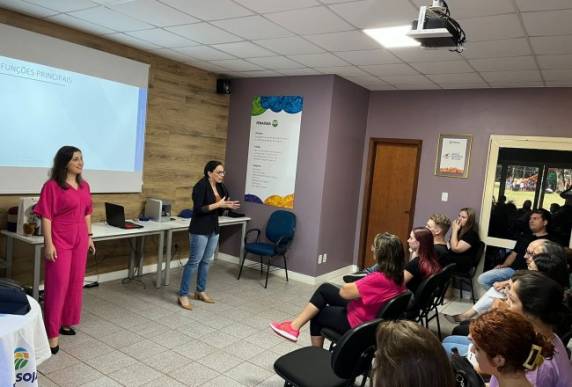 Recepcionistas da Fenasoja 2024 seguem com treinamentos para receber os visitantes - foto 2