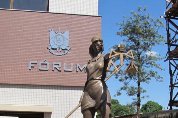 Vítima foi agredida ao não aceitar reatar relacionamento com o acusado