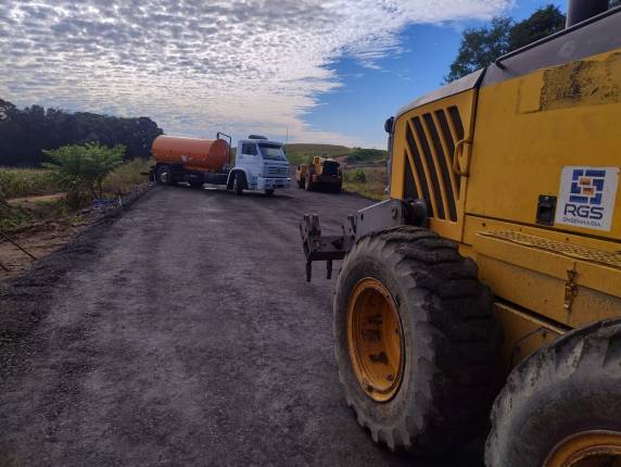 Prefeitos de Horizontina, Crissiumal e Três Passos vistoriam obras da RS-305 - foto 3