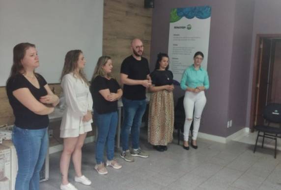 Domingo foi de preparação das recepcionistas da Fenasoja 2024 - foto 2