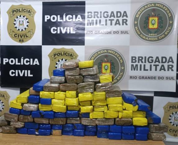As prisões e a apreensão de 88kg de maconha, ocorreram no bairro Guaíra