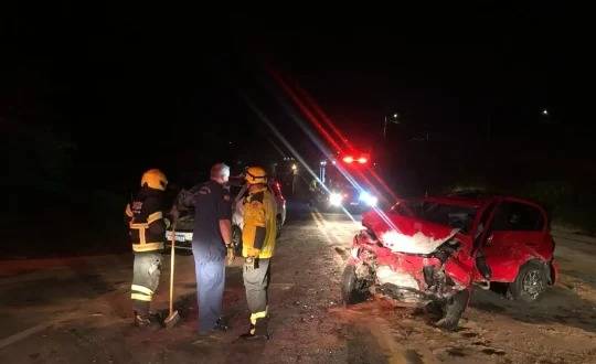 Acidente envolvendo três veículos deixa uma pessoa morta em Palhoça SC - foto 3