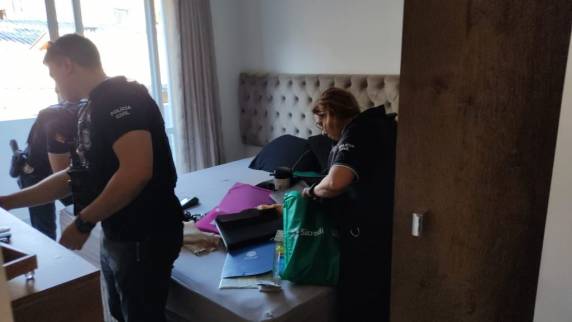Polícia Civil desencadeia operação em Passo Fundo pelos crimes de extorsão e estupro - foto 4