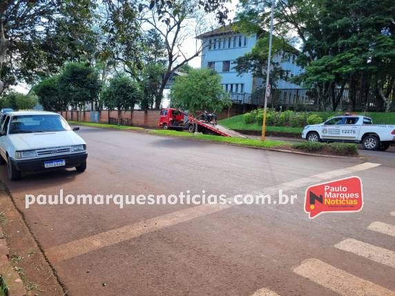 Motociclista fica ferida em acidente na Av. Santa Rosa, em Três de Maio - foto 4