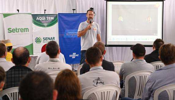 Expo Terneira 2024 realiza Fórum do Leite - foto 4