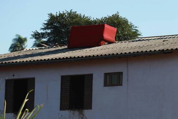 Terceira enchente destrói o que restou de Roca Sales - foto 5