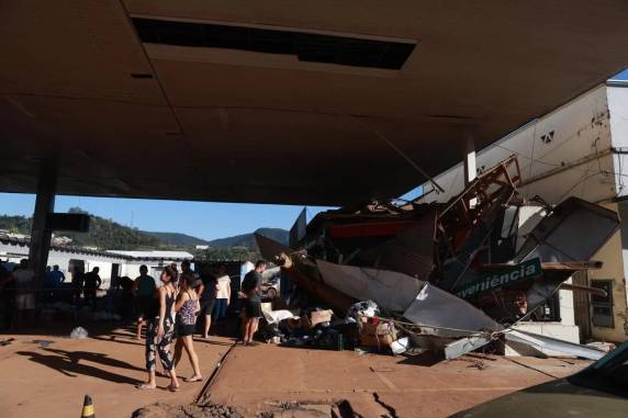 Terceira enchente destrói o que restou de Roca Sales - foto 2