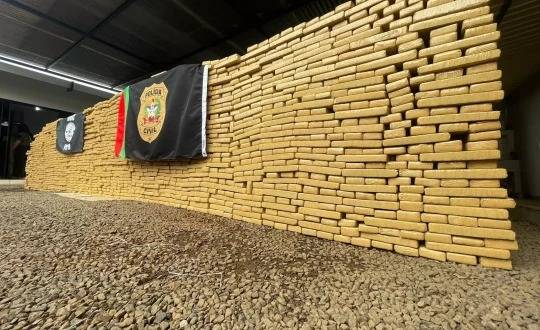 A droga pesando quase duas toneladas era levada do Paraná para o Rio Grande do Sul