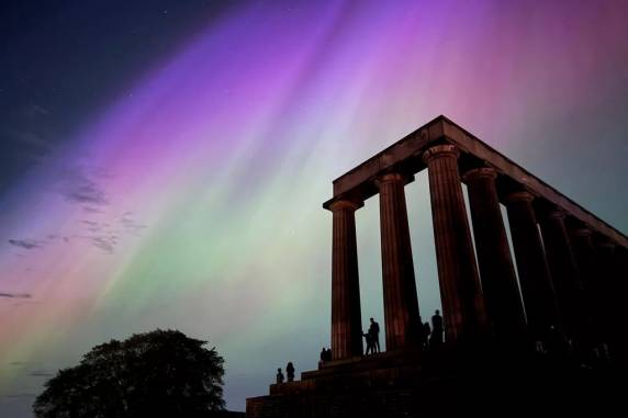 Tempestade solar extrema provoca aurora polar vista na Argentina e Uruguai; veja fotos pelo mundo - foto 3