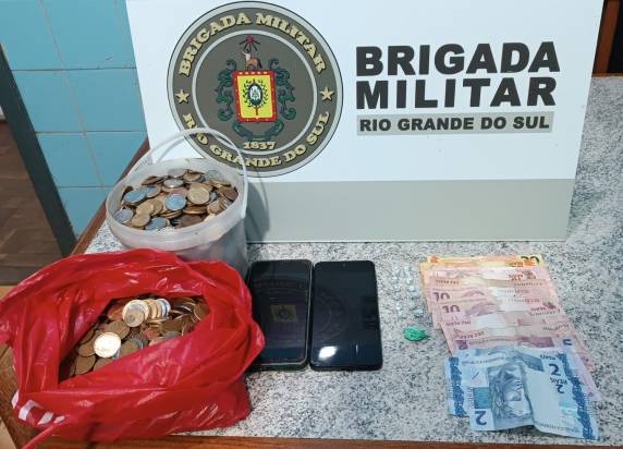 Guarnição abordou indivíduo suspeito de estar vendendo entorpecentes