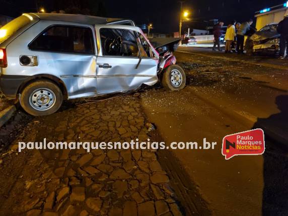 Colisão frontal deixa três pessoas feridas na RS-342 em Três de Maio - foto 6