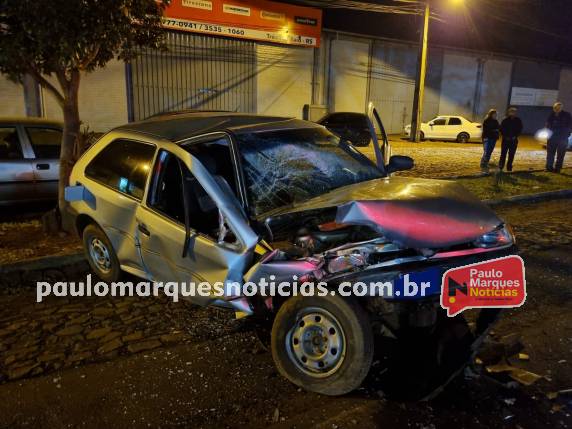 Colisão frontal deixa três pessoas feridas na RS-342 em Três de Maio - foto 4