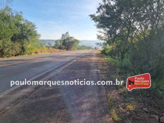 Homem fica ferido após capotar veículo na BR 472 em São José do Inhacorá - foto 5