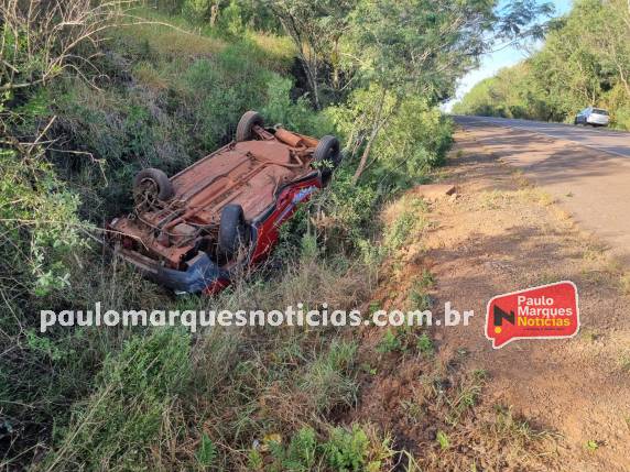 Homem fica ferido após capotar veículo na BR 472 em São José do Inhacorá - foto 3