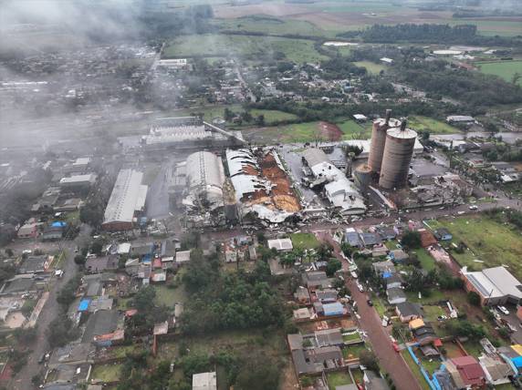 Temporal provoca devastação na metade leste do município de São Luiz Gonzaga - foto 4