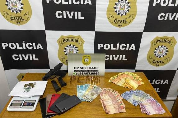 Durante a ação, a Polícia Civil cumpriu mandados de busca e apreensão em Soledade e Mormaço