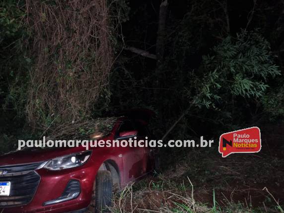 Acidente envolve trator e dois veículos na RS-342 em Catuípe - foto 6