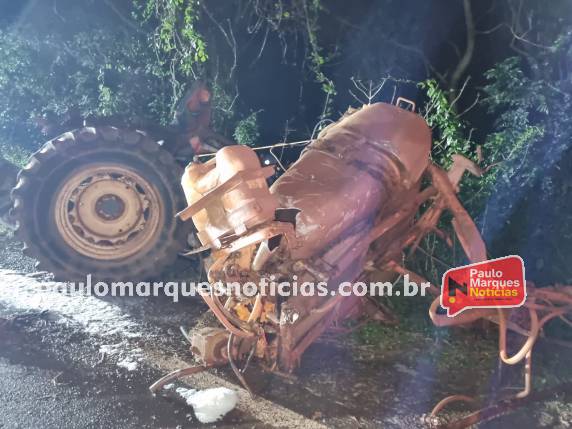 Acidente envolve trator e dois veículos na RS-342 em Catuípe - foto 5