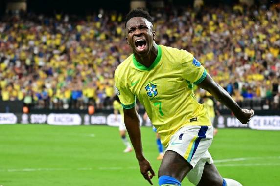 Placar de 4 a 1 aproxima a Seleção Brasileira da classificação à próxima fase do torneio