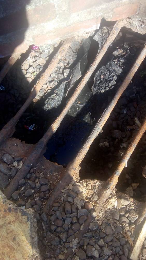 Moradores do bairro Esperança relatam problemas com esgoto, em Três de Maio - foto 3