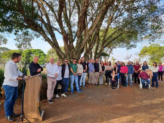 Jesus Sapateiro é homenageado com nome do novo centro esportivo, em Três de Maio - foto 4