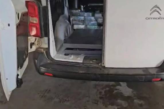 Polícia Civil apreende 400 quilos de maconha após 16 horas de monitoramento em Sapucaia do Sul - foto 2