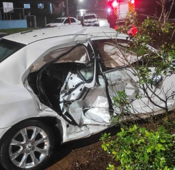 Colisão deixa cinco pessoas feridas em Tenente Portela - foto 3