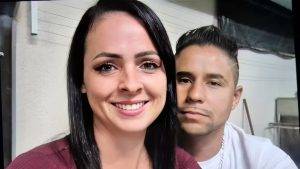 Caso foi registrado na noite deste domingo (11) no Bairro Aclimação. Segundo a Defesa Civil, a provável causa da morte foi intoxicação por monóxido de carbono, vazado de um aquecedor.