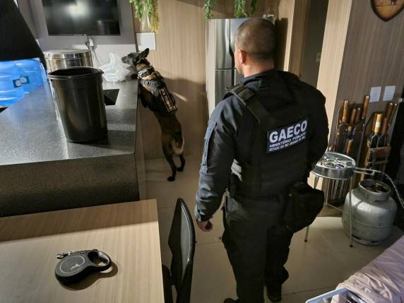 Em sete cidades: GAECO/MPRS faz operação com mais de 300 agentes para combater lavagem de dinheiro de facção gaúcha - foto 2
