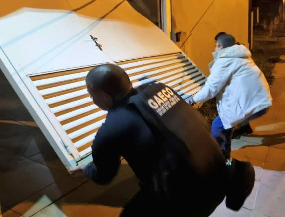 Em parceria com a Brigada Militar e a Polícia Civil, a ofensiva envolve mais de 300 agentes, atuando em sete cidades gaúchas