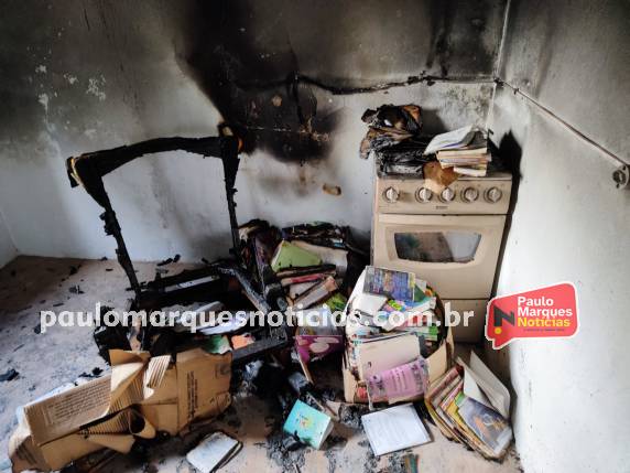 Proprietária de imóvel registra ocorrência por suspeita de incêndio criminoso, em Três de Maio - foto 3