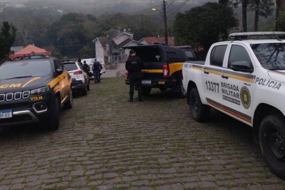 Linha de investigação inicial da Polícia Civil aponta envolvimento com tráfico de drogas