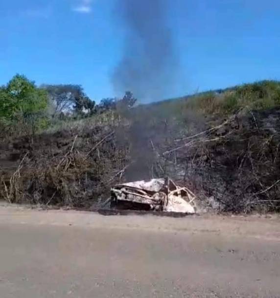 Veículo fica destruído após acidente na BR-468 em Coronel Bicaco - foto 3