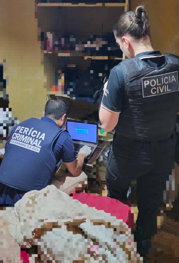 Polícia Civil prende em flagrante homem por armazenamento de conteúdos de crianças e adolesecentes, em Santa Rosa - foto 2