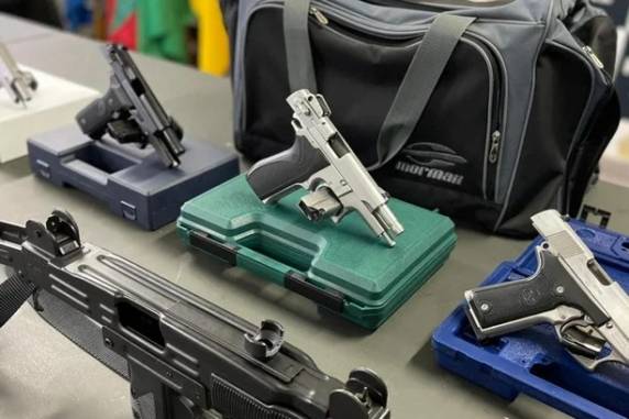 Polícia investiga como arsenal foi parar nas mãos de grupo especializado no golpe do bilhete - foto 2