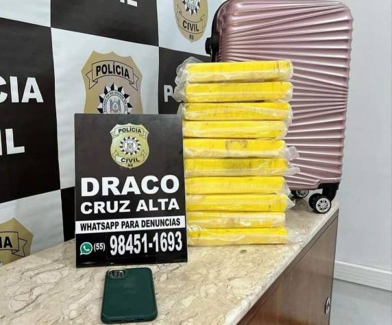 Mulher foi detida quando chegava em Cruz Alta com a droga