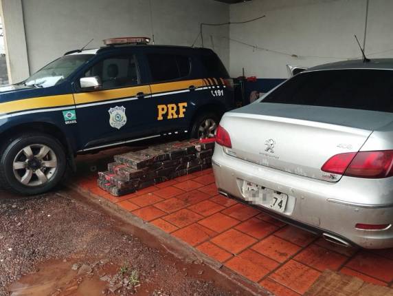Ele estava sendo procurado pela Justiça por não ter pago pensão alimentícia