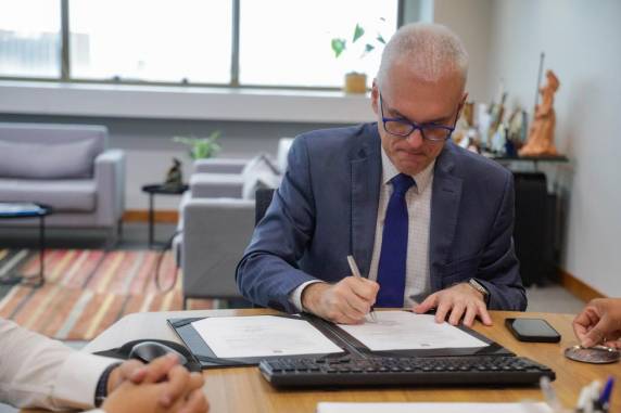 MPRS firma cooperação com empresa AECOM para auxílio técnico na reconstrução do Estado após desastres climáticos - foto 3