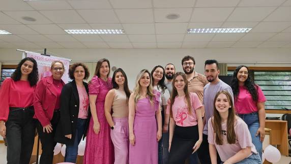 Fórum da Comarca de Três de Maio promoveu um evento especial em apoio à Campanha Outubro Rosa - foto 2