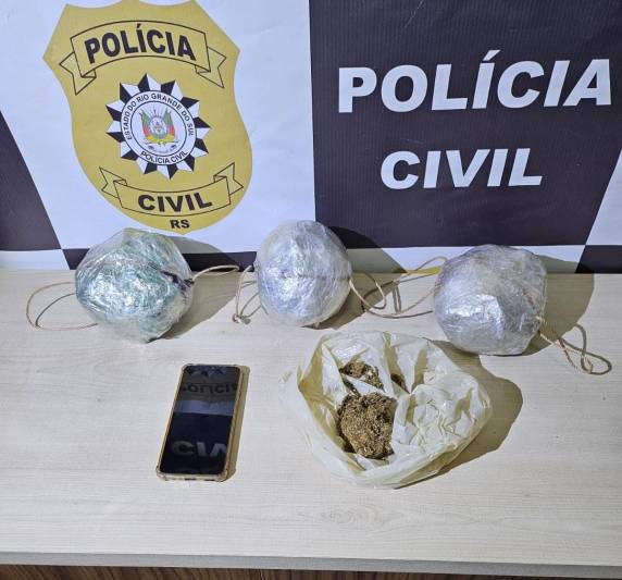 Encontrado na madrugada desta sexta-feira (11) em uma casa de Laguna, em Santa Catarina, o homem está sendo conduzido para Porto Alegre, onde deve ser formalmente ouvido