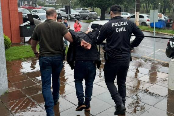 Imagens de câmeras instaladas no veículo flagraram os abusos