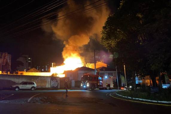 Ninguém ficou ferido na ocorrência, registrada no bairro Madureira