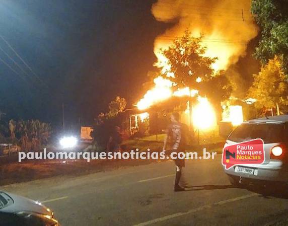 Incêndio atinge residência em Boa Vista do Buricá - foto 4