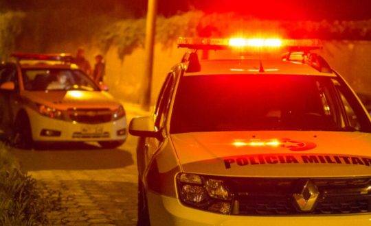 Jovem de 24 anos é morto a tiros; autor foi capturado com ajuda de familiares