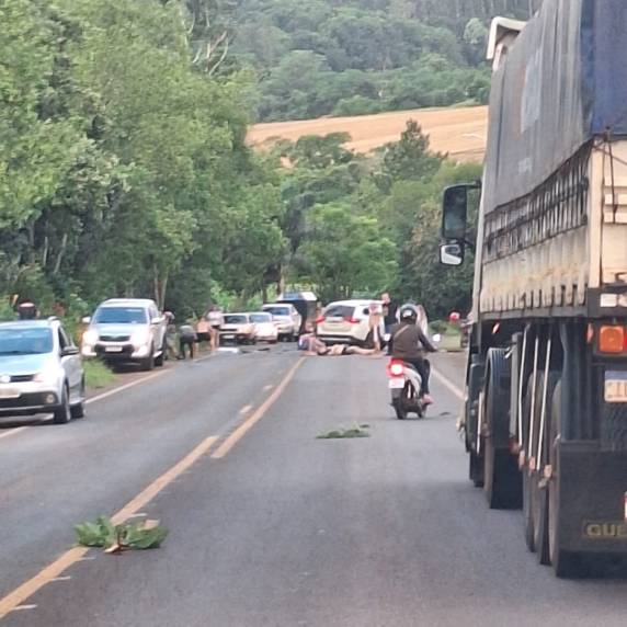 Cantor Paulinho Dill dos Atuais se envolve em grave acidente na RS-307, em Santa Rosa - foto 3
