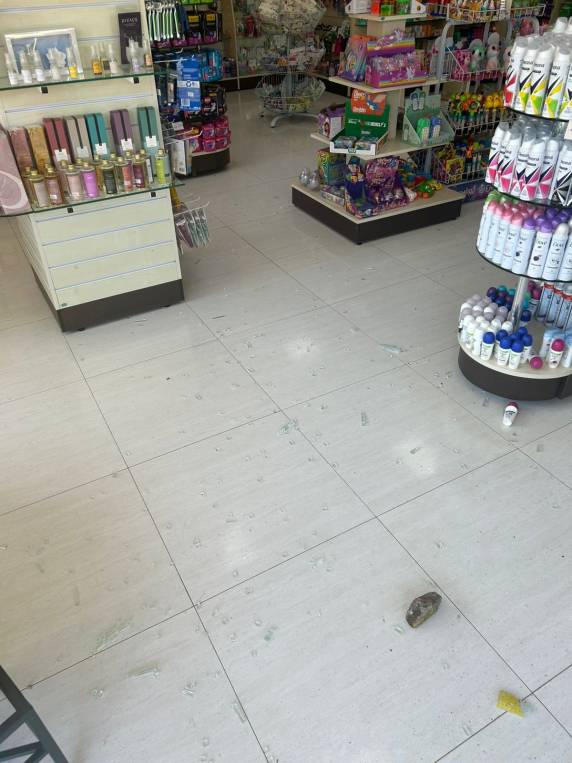 Ladrões arrombam e roubam farmácia no Centro de Tucunduva - foto 5