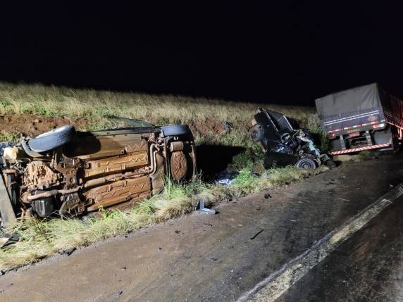 Motorista de Saveiro morre após colisão frontal com carreta na RS-332 em Soledade - foto 2